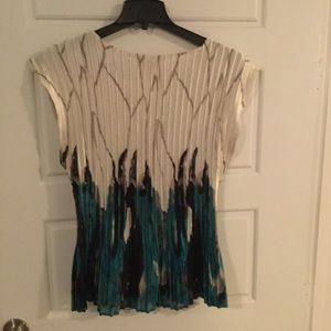 Dress Barn Tops - Dressbarn Sleeveless Blouse 1X Dress Barn Tops - Dressbarn Sleeveless Blouse 1X